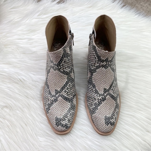 New Vince Camuto Arendara Snake Print Leather Booties in Warm Roccia - Picture 6 of 14